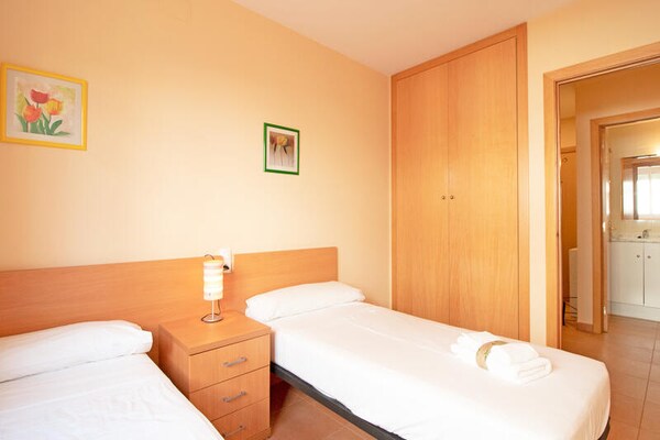 Foto van Appartement in Canet met gedeeld zwembad - Vakantiehuis in Canet D'En Berenguer - Untagged