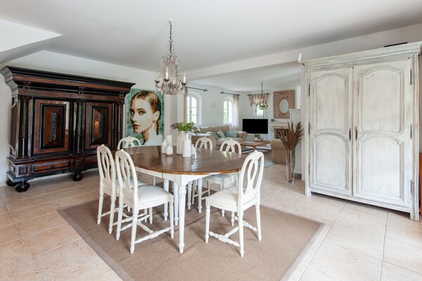 Foto van Strandgeluk in Gassin - Vakantiehuis in Saint Tropez - DiningRoom