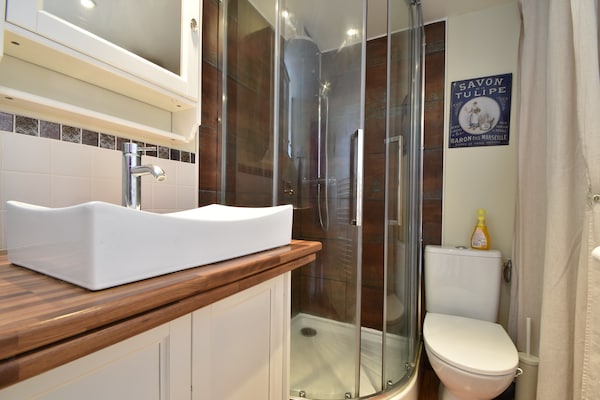 Foto van Vakantiehuis Saint-Gilles bij strand - Vakantiehuis in Saint-Gilles-les-Bois - BathRoom