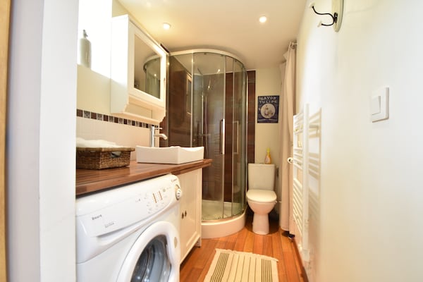Foto van Vakantiehuis Saint-Gilles bij strand - Vakantiehuis in Saint-Gilles-les-Bois - BathRoom
