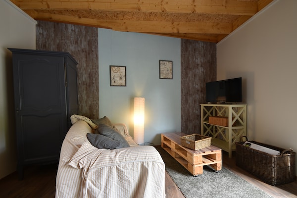 Foto van Vakantiehuis Saint-Gilles bij strand - Vakantiehuis in Saint-Gilles-les-Bois - LivingRoom