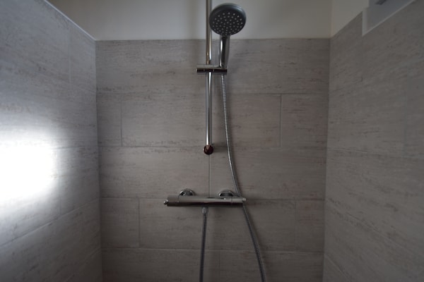 Foto van Vakantiehuis bij Normandische kust - Vakantiehuis in Cosqueville - BathRoom