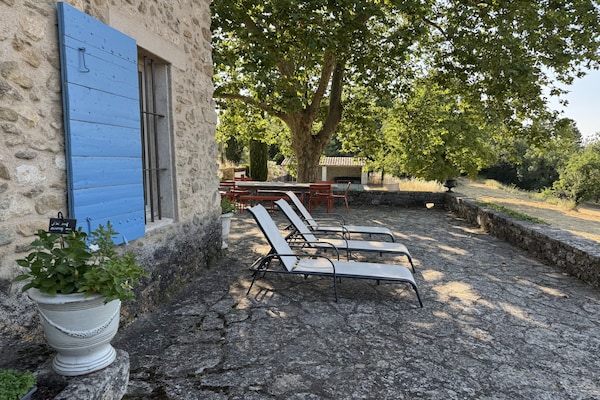 Foto van Villa in Saignon met Zwembad en Uitzicht - Vakantiehuis in Saignon - TerraceBalcony