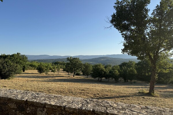 Foto van Villa in Saignon met Zwembad en Uitzicht - Vakantiehuis in Saignon - AreaSummer5KM