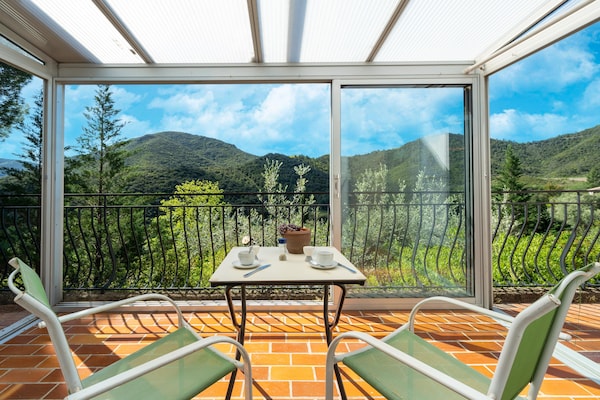 Foto van Prachtig landhuis met privézwembad - Vakantiehuis in Vieussan - TerraceBalcony