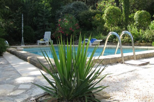 Foto van Prachtig landhuis met privézwembad - Vakantiehuis in Vieussan - PoolOfHouse