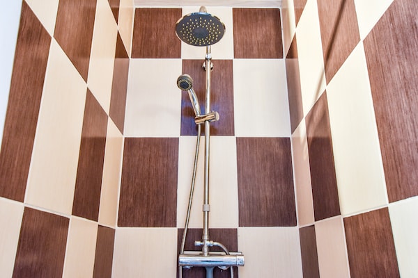 Foto van Ontsnapping aan het zwembad bij Arcachon - Vakantiehuis in La Teste-de-Buch - BathRoom