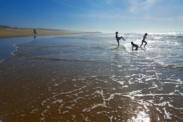 Foto van Ontsnapping aan het zwembad bij Arcachon - Vakantiehuis in La Teste-de-Buch - AreaSummer20KM