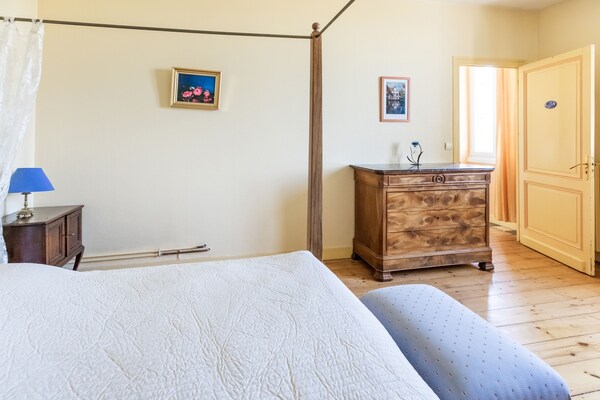 Foto van Elegante kasteelontsnapping - Vakantiehuis in Cezac - BedRoom