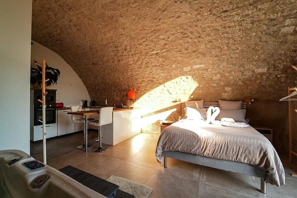 Foto van Appartement in Reillanne met Whirlpool - Vakantiehuis in Reillanne - Untagged