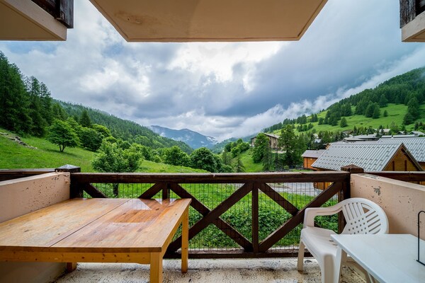 Foto van Studio in Frankrijk bij skigebied - Vakantiehuis in Allos - TerraceBalcony