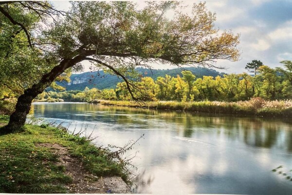 Foto van Appartement in Gréoux-Les-Bains bij meren - Vakantiehuis in Gréoux-les-Bains - AreaSummer5KM