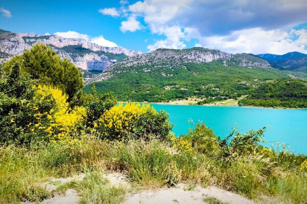 Foto van Appartement in Gréoux-Les-Bains bij meren - Vakantiehuis in Gréoux-les-Bains - AreaSummer20KM