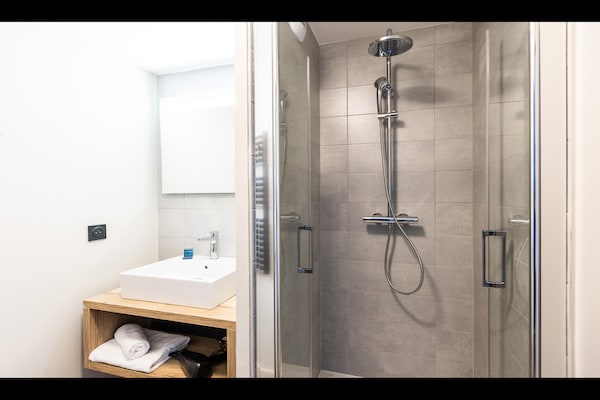 Foto van Appartement in Risoul met Ski-In/Ski-Out - Vakantiehuis in RISOUL - BathRoom