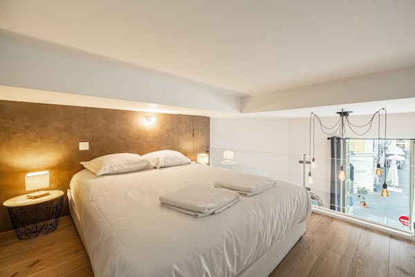 Foto van A/C Mezzanine Appartement 1BR/2P - Place Garibaldi - Untagged