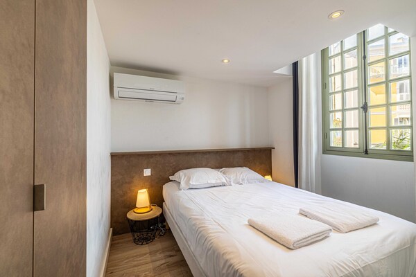 Foto van A/C Mezzanine Appartement 2BR/4P - Place Garibaldi - Untagged