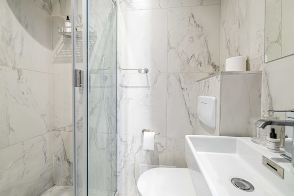 Foto van Hotel Avaton - Deluxe slaapkamer met eigen balkon - Vakantiehuis in Cannes - 