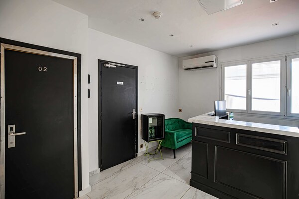 Foto van Hotel Avaton - Deluxe slaapkamer met eigen balkon - Vakantiehuis in Cannes - 