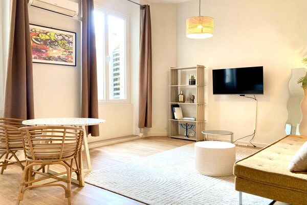 Foto van Appartement moderne - 1BR-4P- Cannes - Vakantiehuis in Cannes - LivingRoom