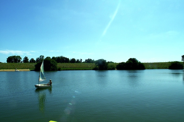 Foto van Culturele schat in de Dordogne met harige dieren - Vakantiehuis in St. Medard D'excideuil - ParkFacilities