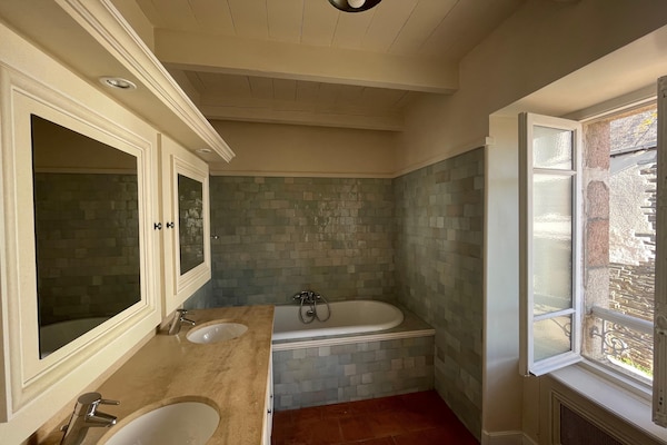 Foto van Huis in Locquirec bij zandstranden - Vakantiehuis in Locquirec - BathRoom