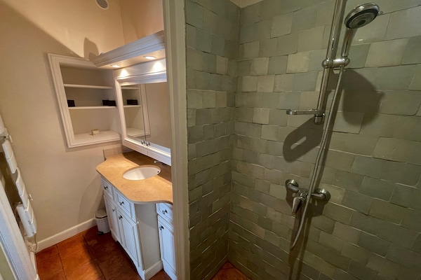 Foto van Huis in Locquirec bij zandstranden - Vakantiehuis in Locquirec - BathRoom