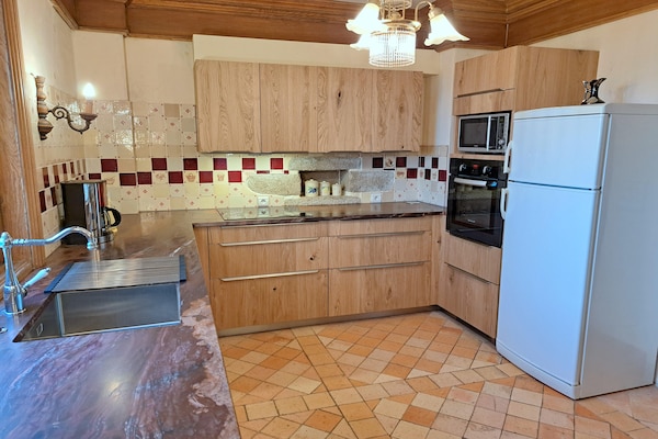 Foto van Granieten Huis in Bretagne met Zeezicht - Vakantiehuis in St. Pol-de-Léon - Kitchen