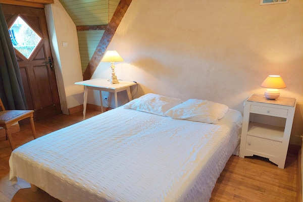 Foto van Granieten Huis in Bretagne met Zeezicht - Vakantiehuis in St. Pol-de-Léon - BedRoom