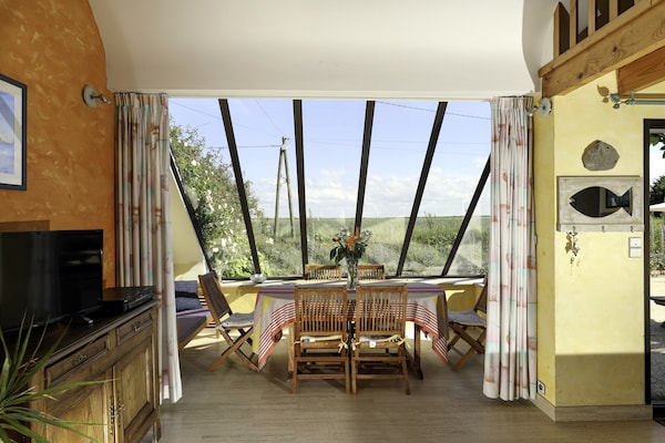 Foto van Vakantiehuis in Sibiril vlakbij zandstranden - Vakantiehuis in Sibiril - DiningRoom