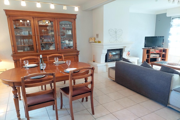 Foto van Vakantiehuis in Bretagne bij rivier Penze - Vakantiehuis in Plouénan - DiningRoom