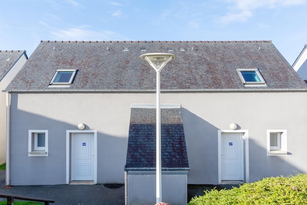 Foto van Bretagne Flat, strand en zwembad - Vakantiehuis in St Nic - ExteriorSummer