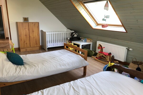 Foto van Vakantiehuis in Terenez met Zeezicht - Vakantiehuis in Plougasnou - BedRoom
