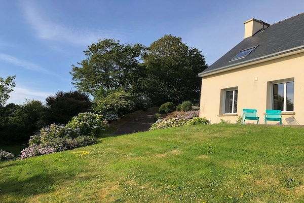 Foto van Vakantiehuis in Terenez met Zeezicht - Vakantiehuis in Plougasnou - GardenSummer