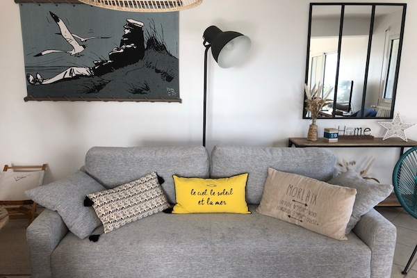 Foto van Vakantiehuis in Terenez met Zeezicht - Vakantiehuis in Plougasnou - LivingRoom