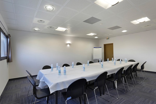 Foto van Appartement met uitzicht op het zwembad bij de Franse jachthaven - Facilities