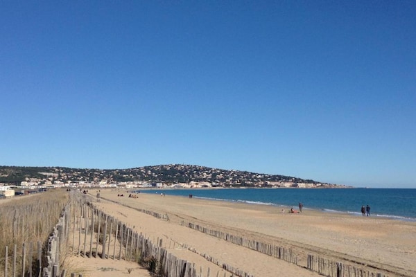 Foto van Ontspannen wonen aan het strand in Sète - Vakantiehuis in SETE - AreaSummer1KM