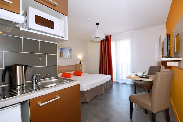 Foto van Ontspannen wonen aan het strand in Sète - Vakantiehuis in SETE - Kitchen