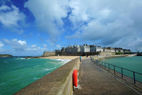 Foto van Appartement in Bretagne bij Smaragdkust - Vakantiehuis in Le Tronchet - AreaSummer20KM