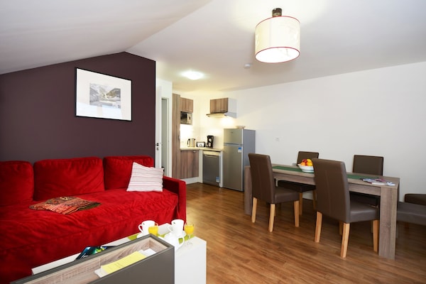 Foto van Gezellig chalet voor jou & Tails - Vakantiehuis in Auris - LivingRoom
