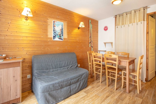Foto van Ski-in comfort met een schilderachtig uitzicht - Vakantiehuis in Chamrousse - LivingRoom