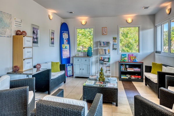 Foto van Bosverblijf voor 4 personen aan het meer - Vakantiehuis in Parentis-en-Born - RecreationRoom