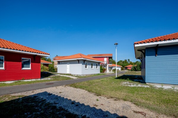 Foto van Bosverblijf voor 4 personen aan het meer - Vakantiehuis in Parentis-en-Born - AreaSummer1KM