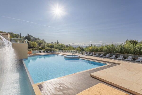 Foto van Appartement voor 4 personen met eigen terras - Vakantiehuis in CALLIAN (VAR) - PoolOfHouse