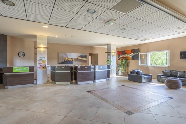 Foto van Appartement met 2 slaapkamers vlakbij het meer van Saint-Cassien - Facilities