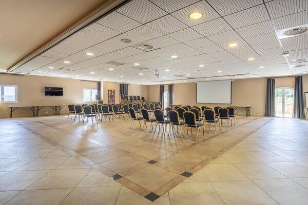 Foto van Appartement met 2 slaapkamers vlakbij het meer van Saint-Cassien - ParkFacilities