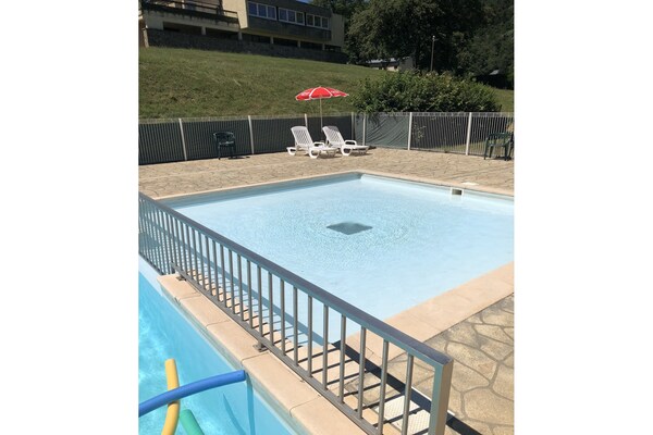 Foto van Appartement met uitzicht op het meer in Miremont voor 5 personen - PoolOfHouse
