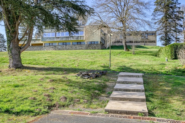Foto van Appartement met uitzicht op het meer in Miremont voor 5 personen - ExteriorSummer