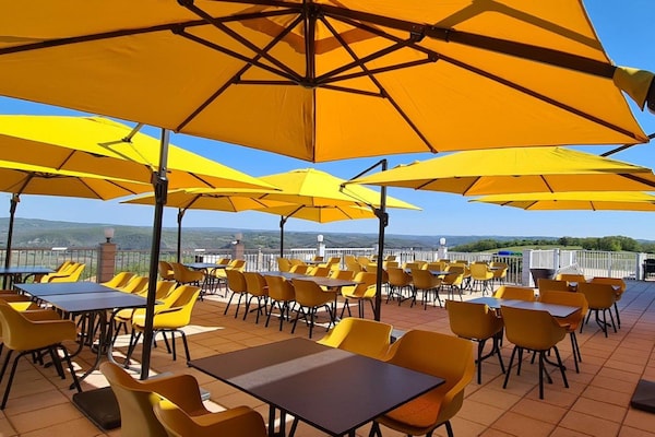 Foto van Bungalow in Lanzac bij Dordogne - Vakantiehuis in Lanzac - TerraceBalcony