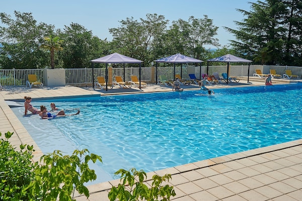 Foto van Bungalow in Lanzac bij Dordogne - Vakantiehuis in Lanzac - ParkFacilities