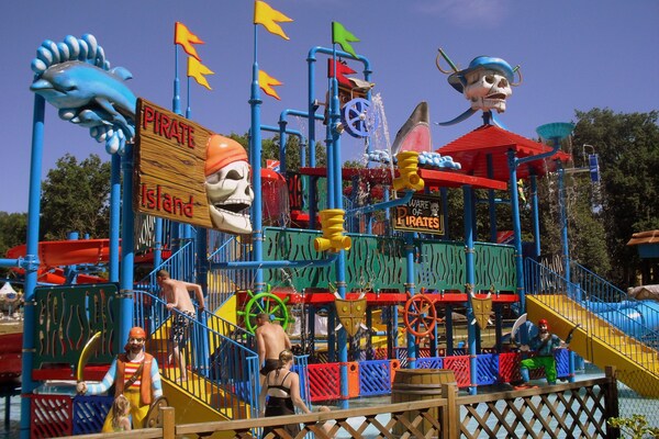 Foto van Villa in Lanzac met eigen tuin - Vakantiehuis in Lanzac - AreaSummer20KM